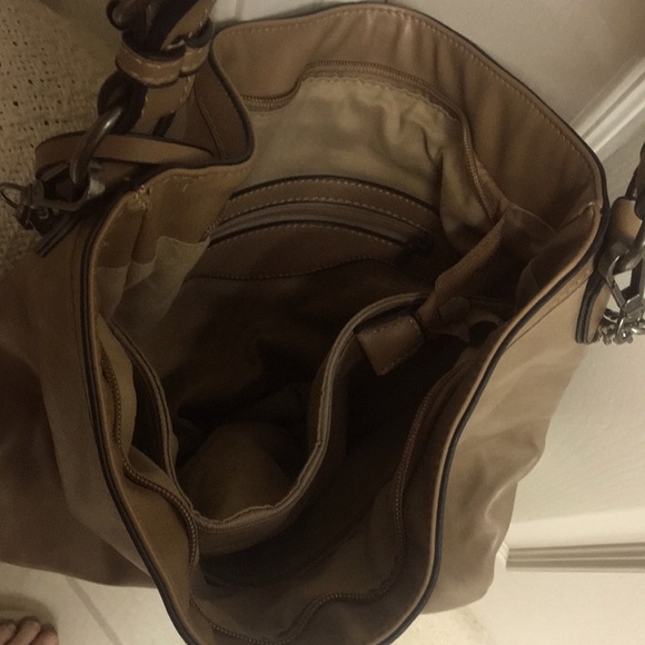 NWOT Taupe Bucket Bag (Vegan) - Picture 13 of 15